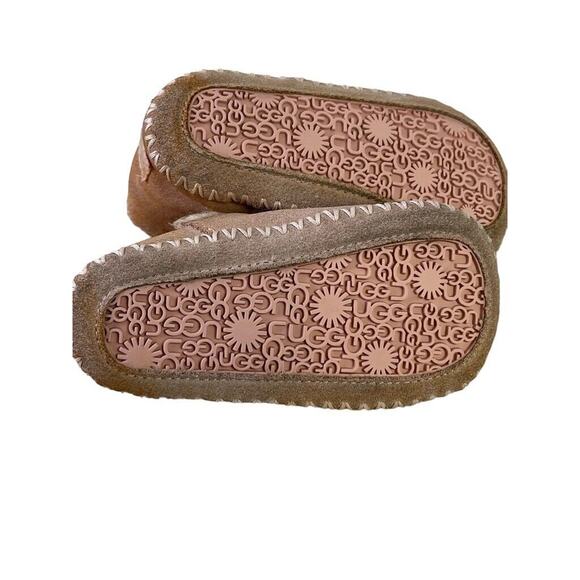 Ugg Lemmy 1012146I Baby Girl Pink Moccasisn Shearling Lined Suede Boots 4 / 5 - Picture 13 of 16